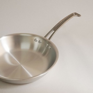 中尾ノーメイク