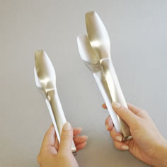 コンテ料理トング